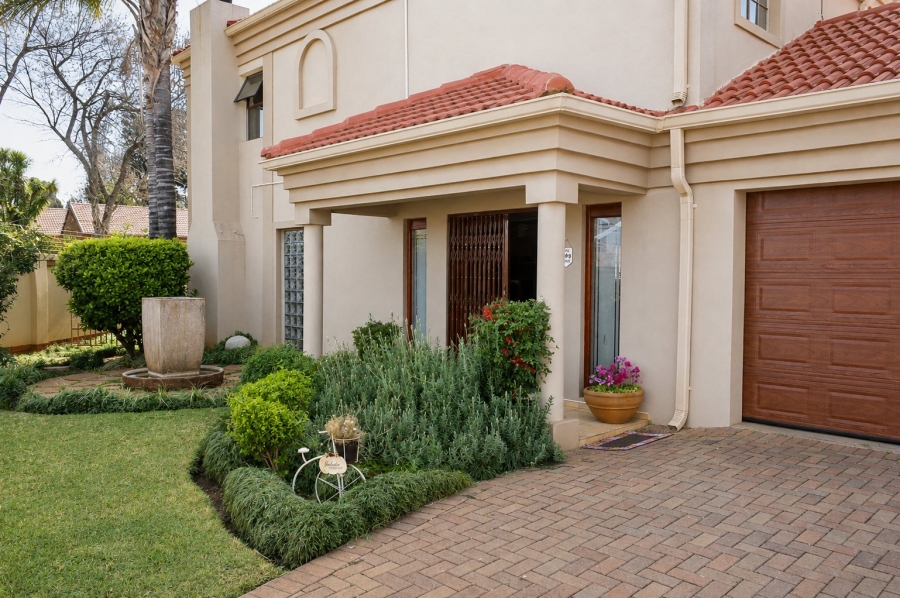 3 Bedroom Property for Sale in Flamwood North West